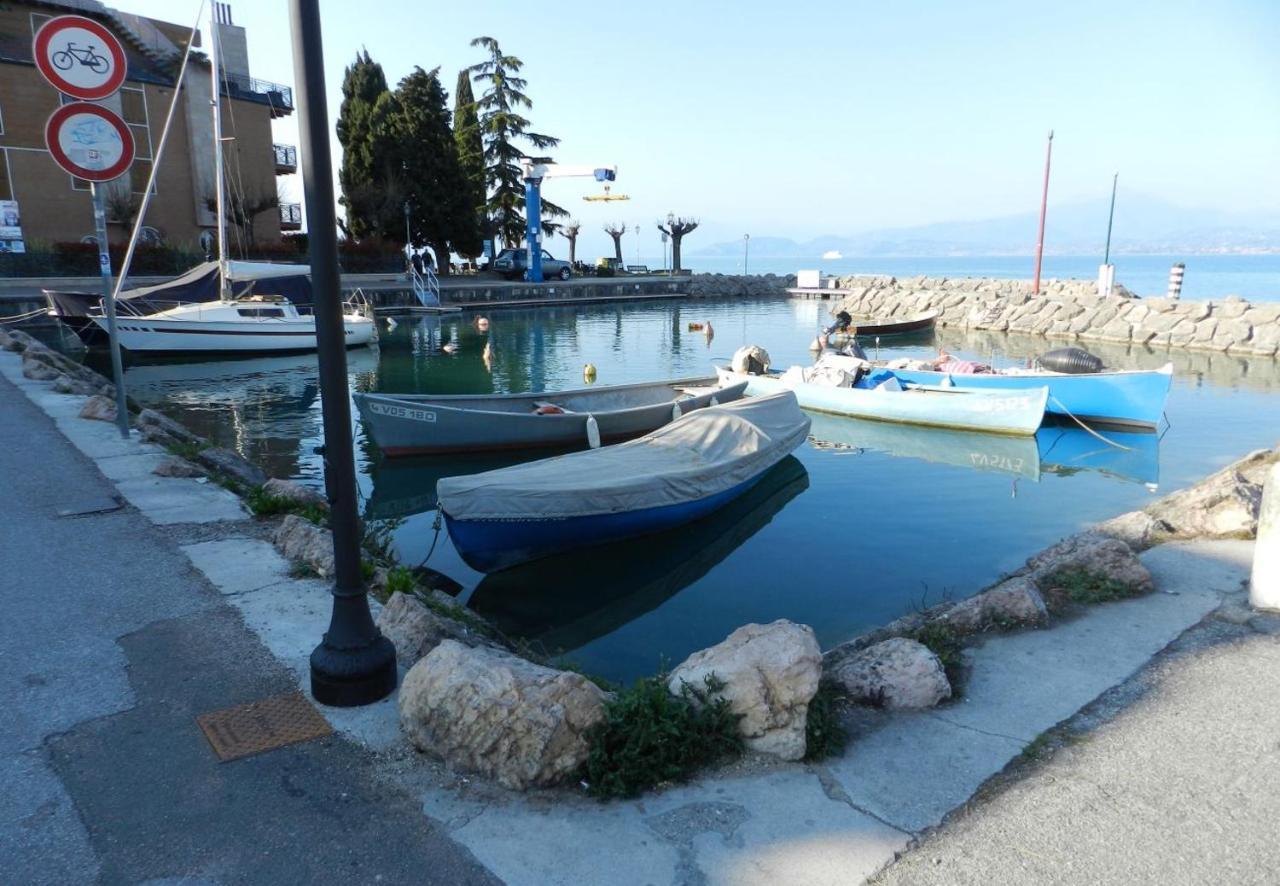 Ferienwohnung Al Girasole Peschiera del Garda Exterior foto